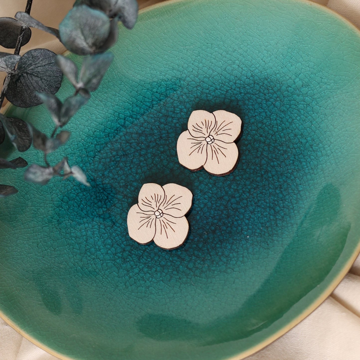 Hydrangea Studs - White